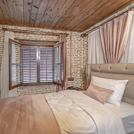 Hotel Avula Boutique *